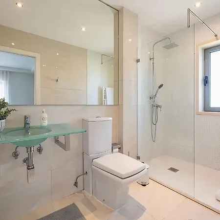 홈스테이 Beautiful House Beachfront !