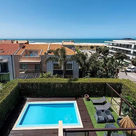 Beautiful House Beachfront ! 홈스테이 빌라노바데가이아